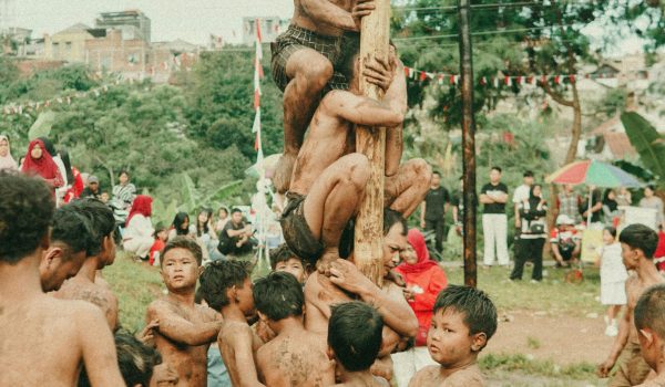 cover-Free-stock-photo-of-asian-culture-climbing-competition-community-event